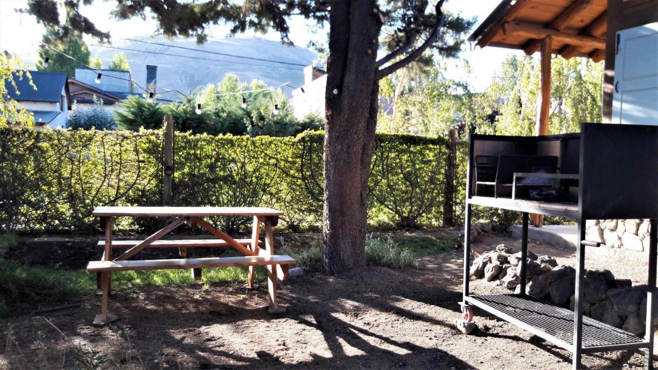 Cabanas Pyracantha Esquel Exterior photo