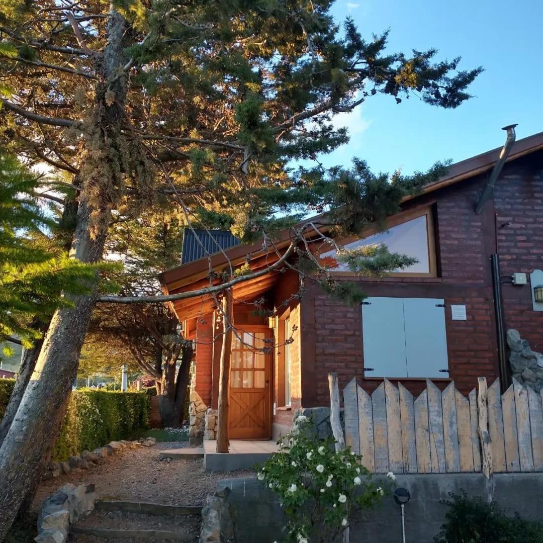 Cabanas Pyracantha Esquel Exterior photo
